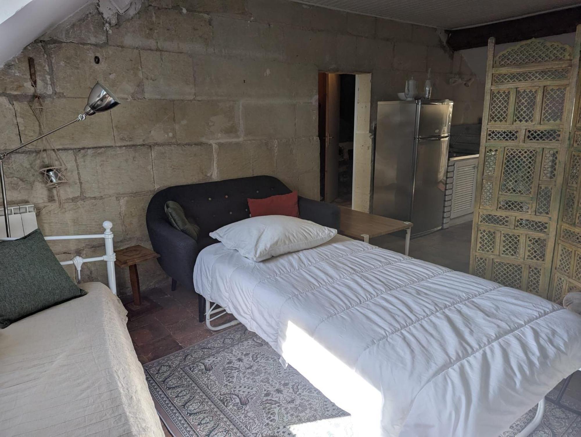 Appartement Des Hirondelles , Au Pied Du Chateau Chinon Esterno foto